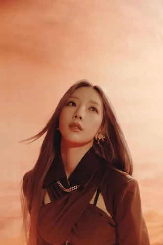 Miniatura 5 de TAEYEON INVU 3er álbum de cinta limitada versión cinta+folleto de 16p+seguimiento Kpop sellado