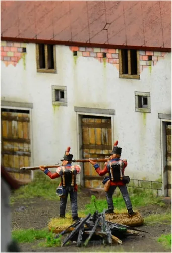 Miniatura 11 de Italeri 6197 Waterloo 1815 La Haye Sainte Diorama escala 1/72