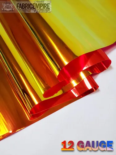 Miniatura 3 de Tela metálica de calibre 12 transparente con holograma de vinilo de plástico de 38 pulgadas de ancho vendido por The Yard (rojo)