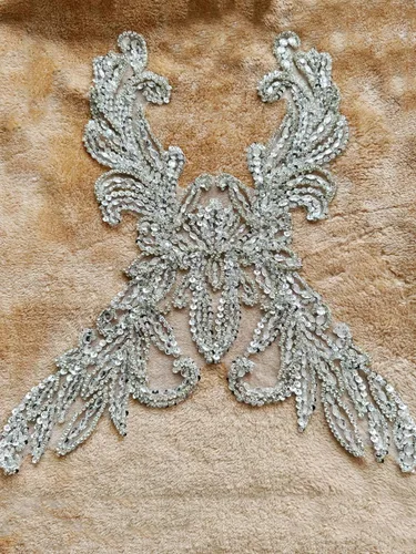 Miniatura 5 de Accesorios de apliques de encaje de diamantes de imitación hechos a mano puros cuentas de costura a mano piedras parches para vestido de novia