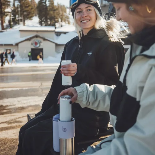 Miniatura 7 de BOTTLE BOTTLE Botella de agua aislada para deportes con popote, 2 tapas, botellas de agua 3 en 1 de 18 onzas para enfriadores de latas delgados