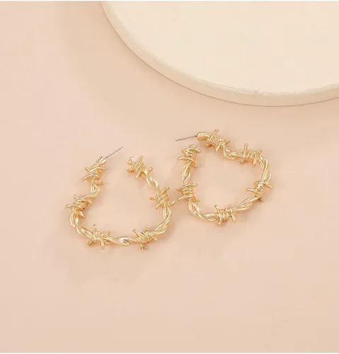 Miniatura 5 de Aretes góticos de alambre de púas con forma de corazón, aretes colgantes góticos negros, aretes punk, hip hop, joyería gótica para mujeres y hombres