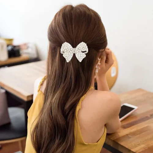 Miniatura 4 de KALLORY Clip de pelo con lazo de perlas con diamantes de imitación, accesorio de pelo de aleación ligera de 2.36 x 1.77 pulgadas para mujeres, ideal
