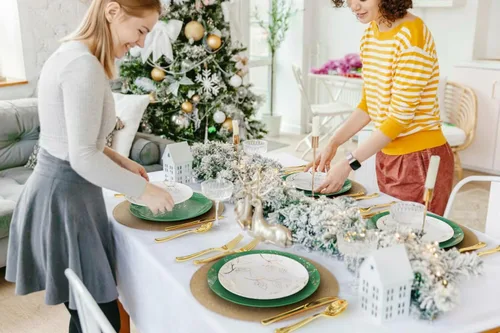 Miniatura 7 de Trendables Platos de Navidad desechables 100 piezas de vajilla navideña, juego de platos de plástico de Navidad incluye: 20 platos llanos de 10