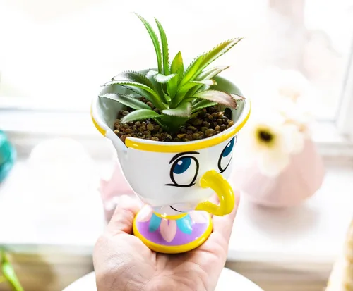 Miniatura 4 de Silver Buffalo Disney Beauty and The Beast Chip - Mini maceta de cerámica de 3 pulgadas con suculentas artificiales, maceta pequeña, plantas