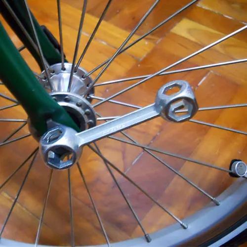 Miniatura 4 de Llave 10 en 1 Herramienta de reparación de bicicletas portátiles con forma de hueso de perro, llave dinamométrica, agujeros hexagonales, llave
