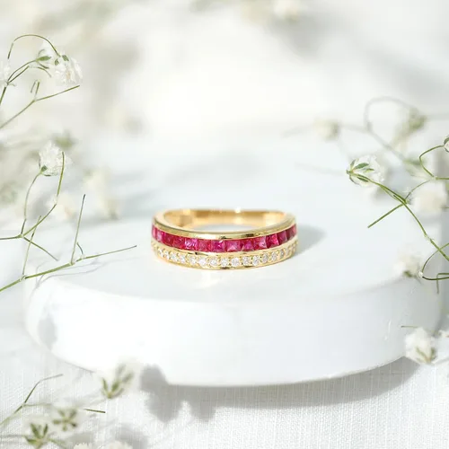 Miniatura 3 de Anillo de media eternidad de diamantes y rubí de 1.25 quilates para mujer Calidad AAA