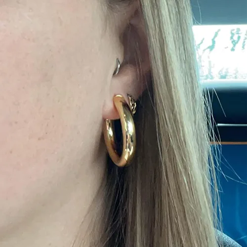 Miniatura 3 de Chunky Gold Hoop Earrings for Women Lightweight Drop Hoops Hypoallergenic Gold Plated Earrings Fashion Jewelry for Women Girls (Gold)