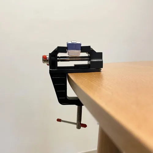 Miniatura 5 de Mini abrazadera de mesa pequeño banco de pasatiempos para reparaciones modelado pintura y manualidades (negro)