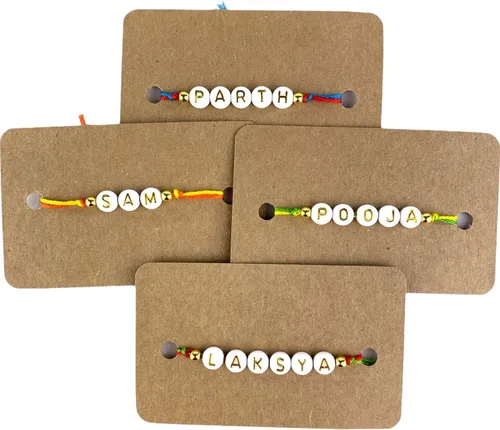LOVENSPIRE Nombre personalizado Rakhi para hermano Raksha Bandhan de diseñador hecho a mano hilo Rakhi para Bhaiya Nombre personalizado Rakhi –