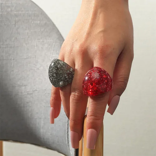 Miniatura 2 de YERTTER Juego de 2 anillos gruesos de acrílico para mujeres y niñas, de resina, ligeros, vintage, exagerados, tallas 6-9, Acrílico, Resina