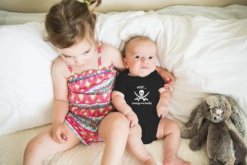Miniatura 16 de AW Fashions Arrr Change Me Booty - Body divertido y adorable para recién nacido, ropa de bebé a la moda