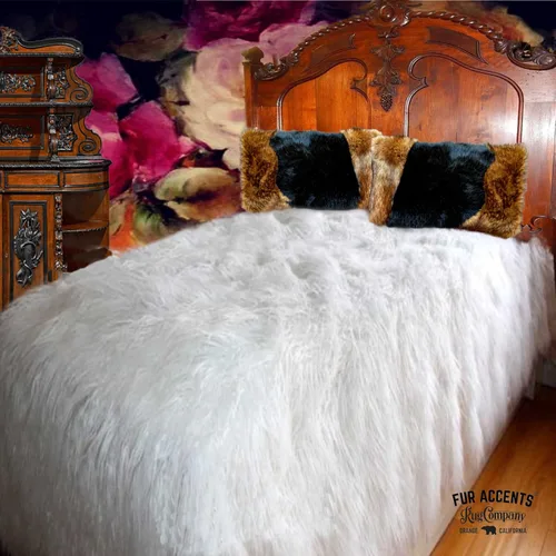 Miniatura 2 de Fur Accents Manta o colcha de pelo sintético de pelo sintético, color blanco con forro suave de Minky, edredón, hecho a mano a pedido en Estados