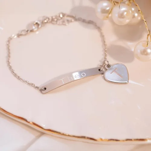 Miniatura 2 de Tobillera personalizada con corazón, plata de 16 quilates, chapada en oro rosa, con delicada barra de nombre, un regalo considerado
