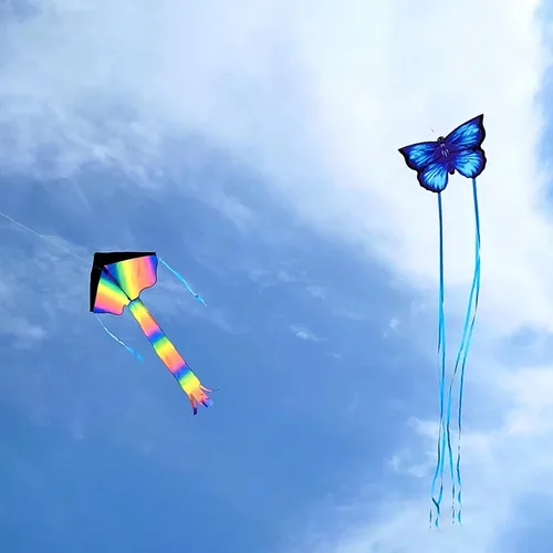 Miniatura 3 de Simxkai Cometas para niños y adultos, cometas de playa, fáciles de volar para niños de 3 a 5 años con cuerda de cometa de 300 pies en cada mango