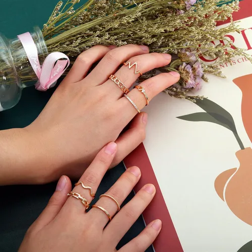 Miniatura 5 de Honsny Juego de 8 anillos apilables chapados en oro de 14 quilates para mujer, anillos apilables de oro plateado dorado y plateado para nudillos