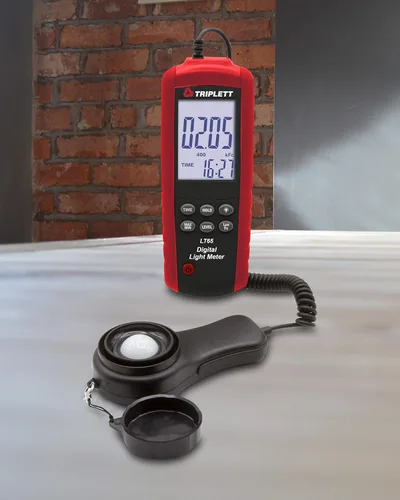 Miniatura 5 de Triplett LT65 Medidor de Iluminancia/Luz Digital hasta 400,000 Lux / 40,000 Fc con Certificado de Trazabilidad a NIST