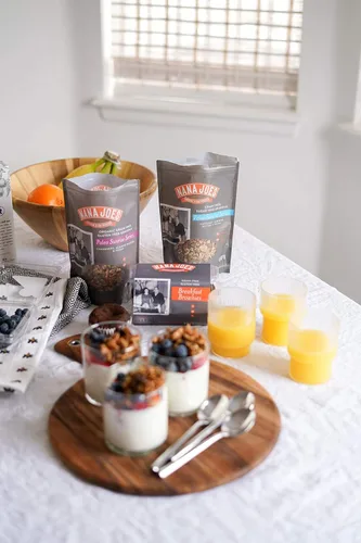 Miniatura 2 de Nana Joes Granola Serie Paleo Arándano, mantequilla de almendras y nuez Hecho a mano sin gluten, vegano, saludable, orgánico, a base de plantas