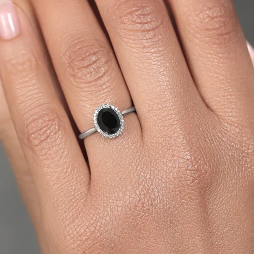 Miniatura 4 de Gem Stone King Anillo de compromiso con halo de oro blanco de 10 quilates y ónix negro y diamante para mujer