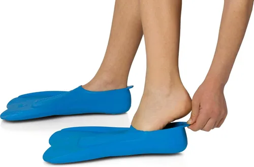 Miniatura 7 de Cressi Aletas de natación flotantes cortas para aprender a nadar - Para niños de 1 año en adelante - Mini Light: diseñadas en Italia Azur