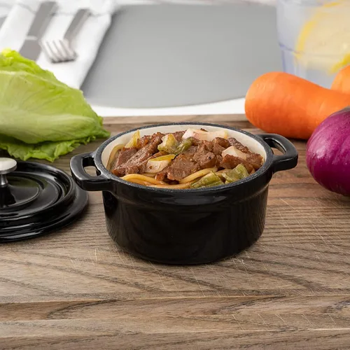 Miniatura 7 de Restaurantware Mini cacerola de 8 onzas, 1 mini horno holandés con tapa, esmaltado redondo de hierro fundido negro, mini cocotte resistente