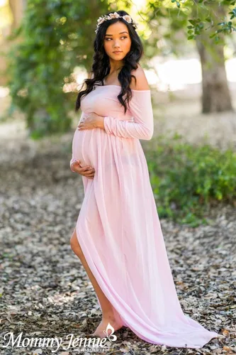 Miniatura 3 de Mommy Jennie Vestido de maternidad con hombros descubiertos y manga larga dividida frontal vestido de gasa para sesión de fotos