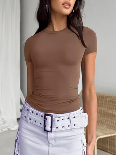 Miniatura 2 de Trendy Queen Camisetas básicas para mujer, cuello redondo, manga corta, lindas camisetas de verano, ajustadas, ropa Y2K