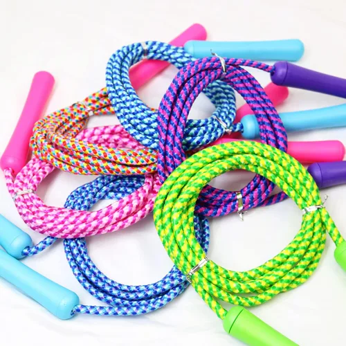 Miniatura 4 de GiftExpress Cuerda de saltar colorida de tamaño ajustable para niños y adolescentes, juegos divertidos para interiores y exteriores, cuerda
