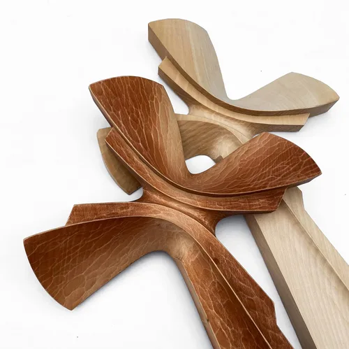 Miniatura 14 de Cruz tallada a mano de madera para decoración de pared, arte de pared de crucifijo grande hecho a mano (11.81 pulgadas, verde)