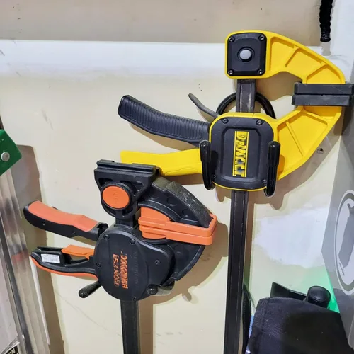 Miniatura 6 de Paquete de 2 ganchos de abrazadera de barra, clip de almacenamiento de pared, soporte de abrazadera, sostiene cualquier tamaño, se dobla para varios