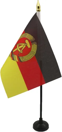 Miniatura 27 de AZ FLAG Bandera de mesa de Albania de 4 x 6 pulgadas - Bandera de escritorio albanesa 5.9 x 3.9 in - Tapa de lanza dorada