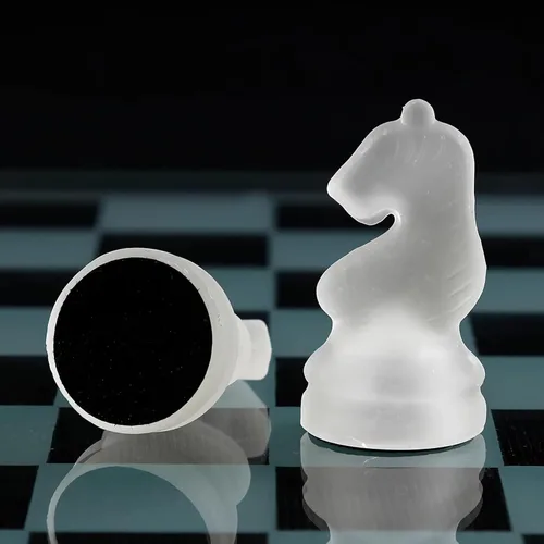 Miniatura 5 de Elegante juego de ajedrez de vidrio de 10 pulgadas, juego de mesa de alta calidad para adultos, regalo ideal para amantes del ajedrez y decoración