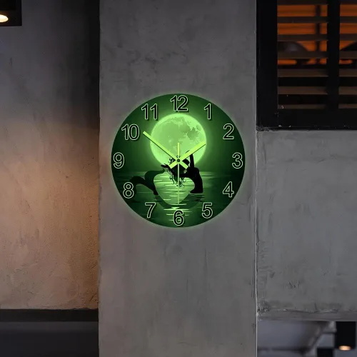 Miniatura 8 de The Geeky Days Reloj colgante de sirena con luna llena que brilla en la oscuridad, funciona con pilas, de cuarzo silencioso luminoso de 15 pulgadas