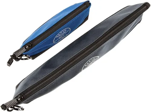 Miniatura 15 de Klein Tools 55559 - Bolsa de herramientas con cremallera de pie y mosquetones, bolsas de utilidad de 7 pulgadas azul y 14 pulgadas gris con fondo