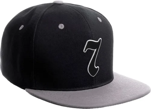 Miniatura 1110 de Daxton Gorra clásica con visera de billete plano con letras del alfabeto inglés antiguo de la A a la Z
