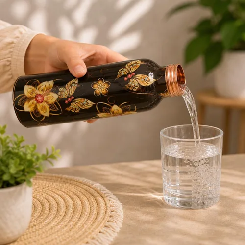 Miniatura 7 de Botella de agua de cobre puro - Hecha a mano - Beneficios para la salud ayurvédica - Grande 35 oz - A prueba de fugas - Fácil de llevar para Negro