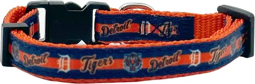 Miniatura 12 de Pets First MLB CAT Collar Atlanta Braves Satin Cat Collar de equipo de béisbol para perros y gatos. Un collar de gato brillante y colorido