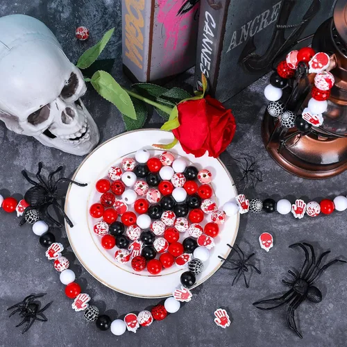 Miniatura 5 de Whaline 130 cuentas de madera de Halloween de 0.632 pulgadas (0.630 in) con cuentas de madera de truco o trato sangriento, telaraña, cuentas