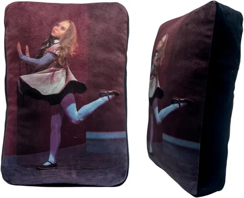 Miniatura 13 de Franco Barbie Movie Luxe - Almohada decorativa de sherpa de felpa súper suave de 20 pulgadas (producto oficial)