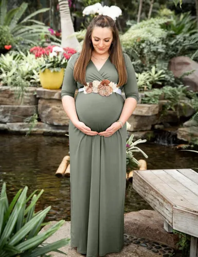 Miniatura 2 de Kim S Vestido largo de maternidad con banda de flores (S-3XL), vestido de fiesta baby shower con cuello en V fruncido