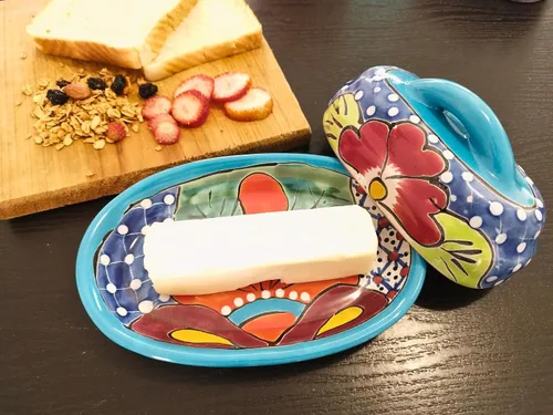 Miniatura 4 de Mantequera de Cerámica Talavera con Tapa Pintada a Mano, Auténtica Cerámica Mexicana de Cocina, Diseño Floral (Agua)
