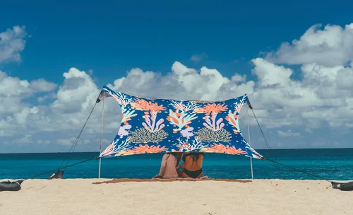 Miniatura 28 de Neso Tienda de Campaña Portátil para Playa Refugio Solar con Anclaje de Arena - Toldo Ligero de Sombra para Playa - Fácil Instalación para Salidas