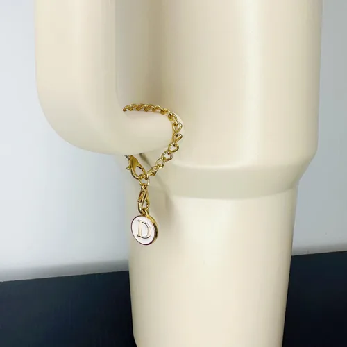 Miniatura 2 de 2 dijes de letras iniciales de la A a la Z, accesorios para taza Stanley, con nombre y identificación para vaso Stanley de 30 y 40 onzas, dije