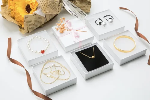 Miniatura 5 de Magicool - Paquete de 40 cajas de joyería de cartón de 3.5 x 3.5 x 1 pulgadas, utilizadas para collares, pulseras, aretes, joyas, embalaje de regalo