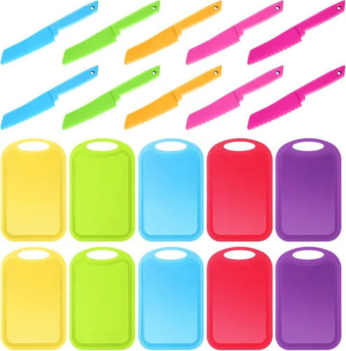 Yinkin Juego de 20 cuchillos de plástico para niños con tabla de cortar, incluye 10 cuchillos seguros para niños, 10 tablas de cortar utensilios de