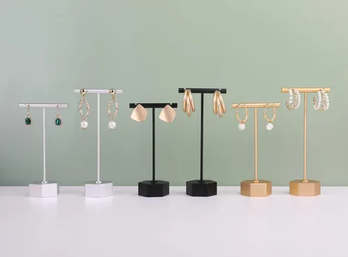 Miniatura 2 de GemeShou Soporte en T de metal negro, 2 piezas para exhibición de aretes, barra en T, soporte de joyería para fotografía minorista. Base hexagonal
