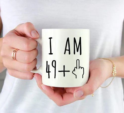Miniatura 3 de Andaz Press Divertida taza de café de 11 onzas, regalo de broma de cumpleaños, I Am 49 + 1 dedo medio, 1 paquete, ideas de regalo de cumpleaños 50