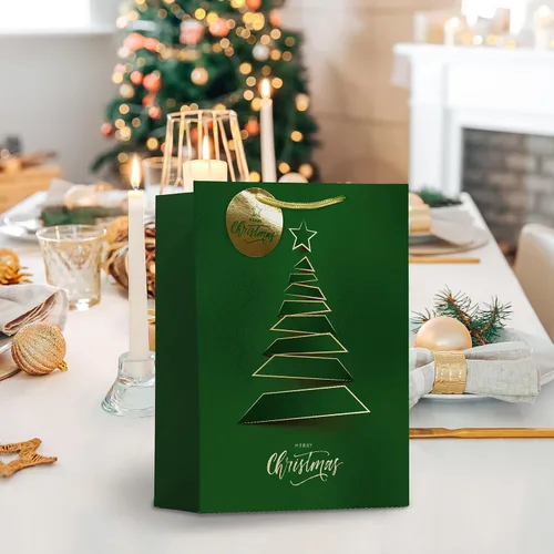 Miniatura 6 de easykart labels 12 bolsas de regalo de Navidad, rojo y verde metálico y acabado de textura con árbol de Navidad dorado y brillante, varios tamaños