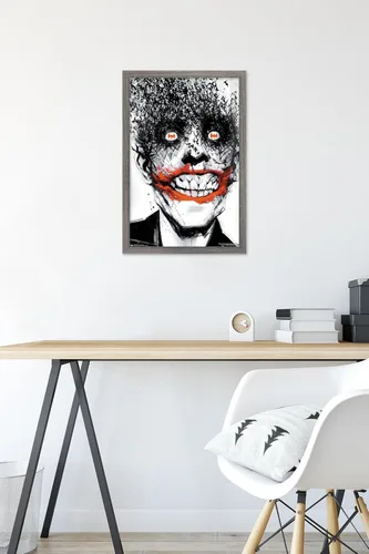 Miniatura 6 de Trends International DC Comics - Póster de pared de The Joker - Murciélagos, 14.725 x 22.375 pulgadas, versión enmarcada de madera de granero