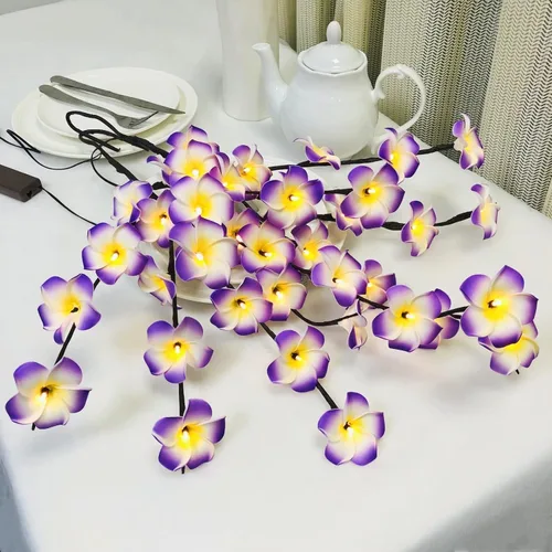 Miniatura 8 de Paquete de 2 ramas de flores artificiales de plumeria, ramo de berenjenas ligeras falsas de Frangipani para decoración romántica del hogar (morado)